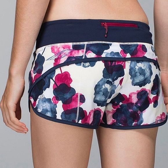 lululemon athletica Pants - Lululemon Womens Running Dolphin Shorts Beige Blue Floral Stretch zip Pockets
